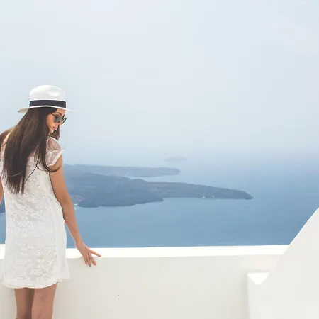 Agave Santorini Design Boutique Hotel 4*