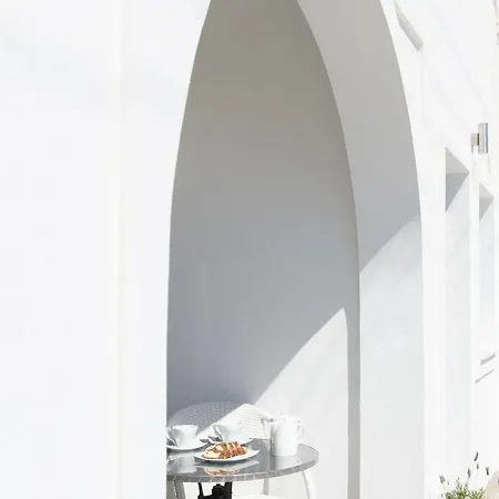 Agave Santorini Design Boutique 3* אימרוביגלי