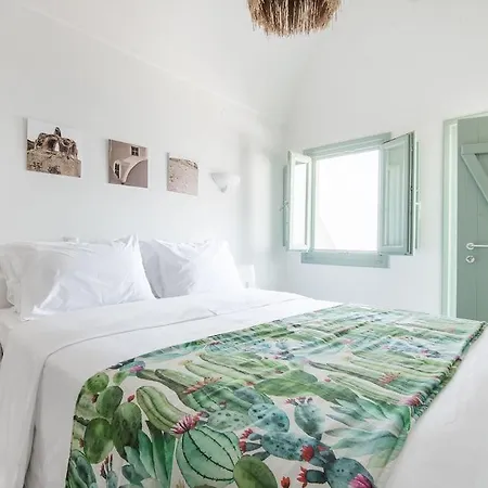 Agave Santorini Design Boutique イメロヴィグリ